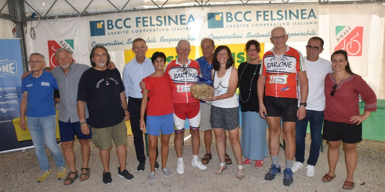 PREMIAZIONE PRIMA CLASSIFICATA